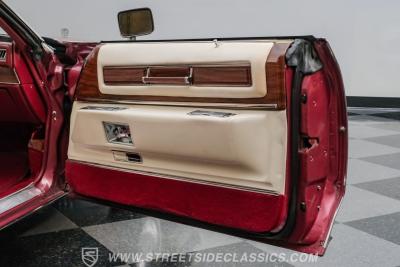 1975 Cadillac Coupe DeVille