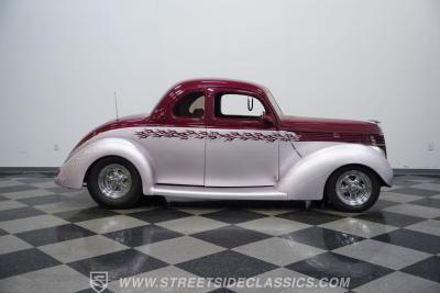 1938 Ford 5-Window Coupe