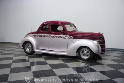 1938 Ford 5-Window Coupe