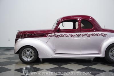 1938 Ford 5-Window Coupe