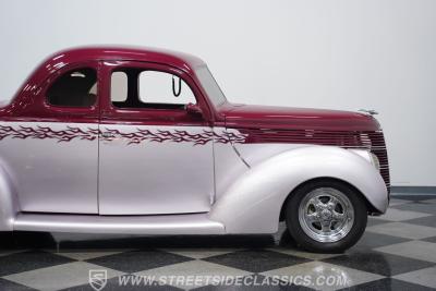 1938 Ford 5-Window Coupe