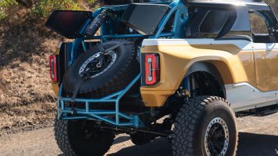 2023 Ford Bronco DR