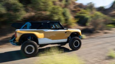 2023 Ford Bronco DR