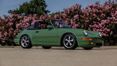1990 Porsche 911 Targa Restomod