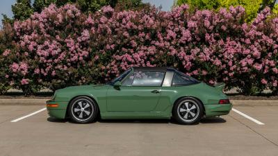 1990 Porsche 911 Targa Restomod