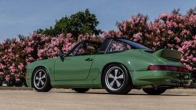 1990 Porsche 911 Targa Restomod
