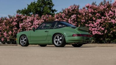 1990 Porsche 911 Targa Restomod