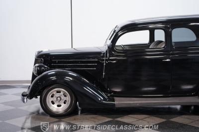 1936 Ford Tudor Humpback