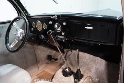 1936 Ford Tudor Humpback