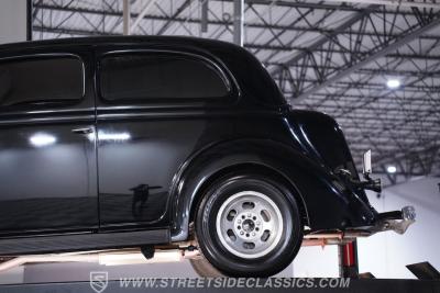 1936 Ford Tudor Humpback