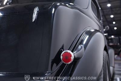1936 Ford Tudor Humpback