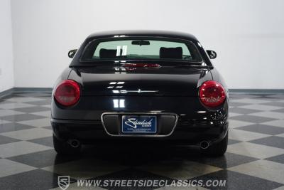 2005 Ford Thunderbird