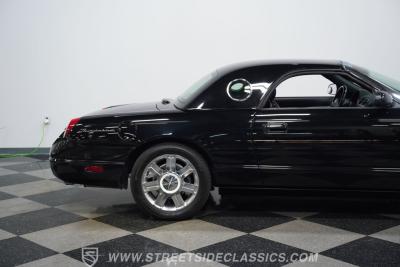2005 Ford Thunderbird