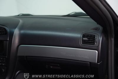 2005 Ford Thunderbird