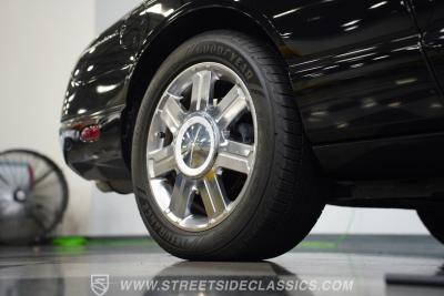 2005 Ford Thunderbird