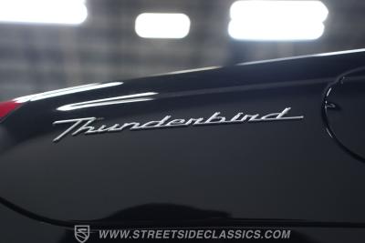 2005 Ford Thunderbird