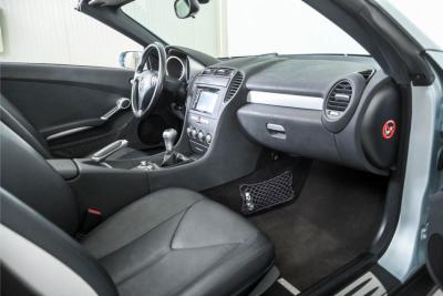 2004 Mercedes - Benz SLK