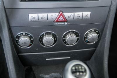2004 Mercedes - Benz SLK