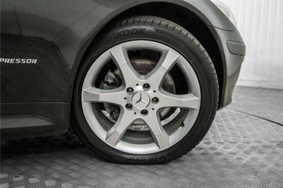 2004 Mercedes - Benz SLK