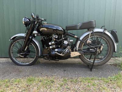 1951 VINCENT SERIES C BLACK SHADOW