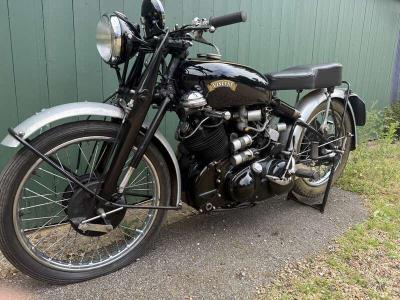 1951 VINCENT SERIES C BLACK SHADOW