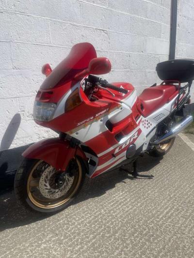 1991 Honda CBR1000F-K
