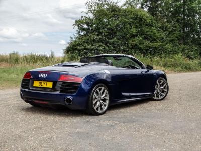 2013 Audi 5.2 FSI V10 Spyder S Tronic quattro Euro 5 2dr