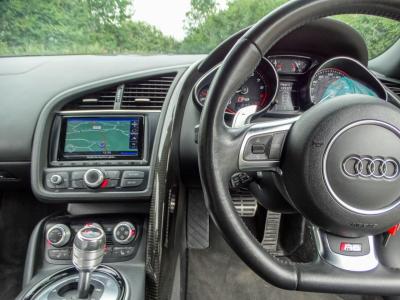 2013 Audi 5.2 FSI V10 Spyder S Tronic quattro Euro 5 2dr