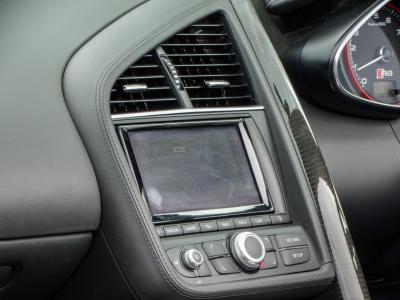2013 Audi 5.2 FSI V10 Spyder S Tronic quattro Euro 5 2dr