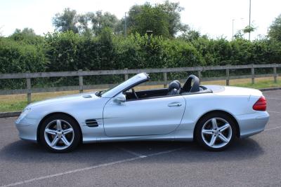 2003 Mercedes - Benz SL500 AUTO