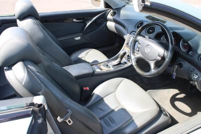2003 Mercedes - Benz SL500 AUTO