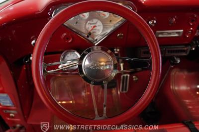 1958 Chevrolet Apache Fleetside