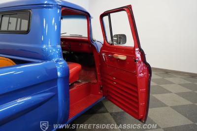 1958 Chevrolet Apache Fleetside