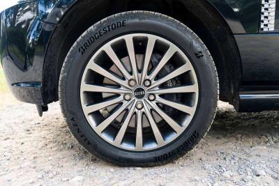 2012 Land Rover RANGE ROVER L322 AUTOBIOGRAPHY 5.0-LITRE SUPERCHAR
