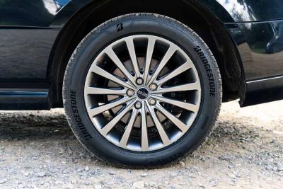 2012 Land Rover RANGE ROVER L322 AUTOBIOGRAPHY 5.0-LITRE SUPERCHAR