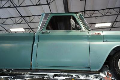 1965 Chevrolet C10 Restomod