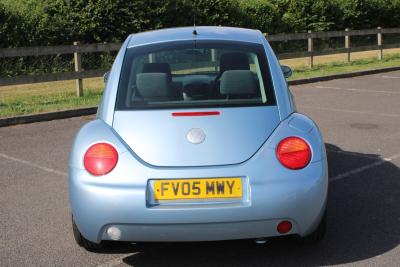 2005 Volkswagen Beetle