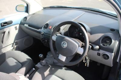 2005 Volkswagen Beetle