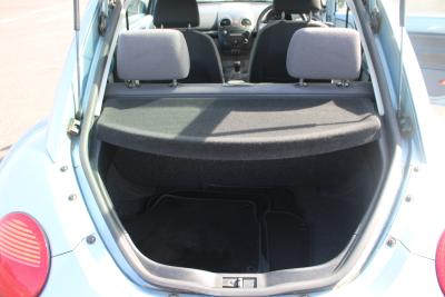 2005 Volkswagen Beetle