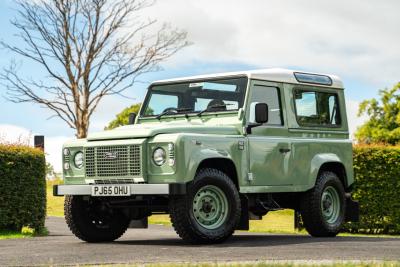 2015 Land Rover Defender 90 Heritage