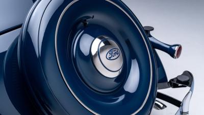 1936 Ford V8 De Luxe Roadster