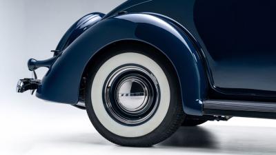 1936 Ford V8 De Luxe Roadster