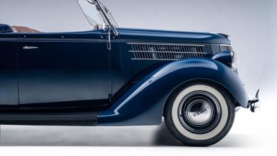 1936 Ford V8 De Luxe Roadster