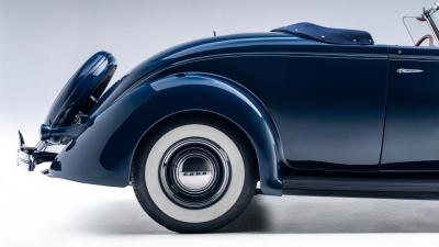 1936 Ford V8 De Luxe Roadster