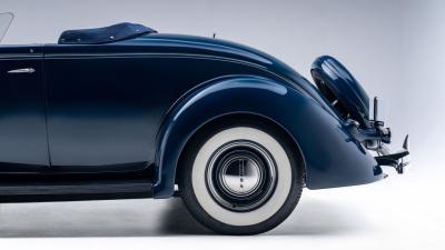 1936 Ford V8 De Luxe Roadster