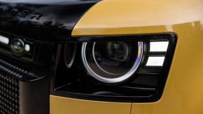 2026 Land Rover Defender 110 Trophy Edition "Artemis K2"