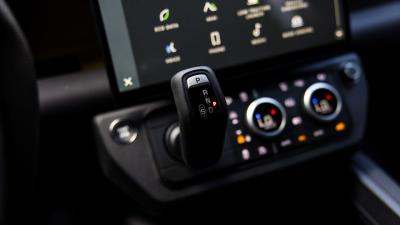 2026 Land Rover Defender 110 Trophy Edition "Artemis K2"