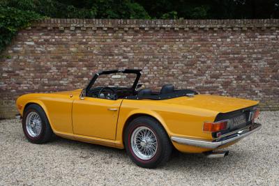 1971 Triumph TR6 Overdrive &ldquo;Saffron Yellow&rdquo; Triple Weber version