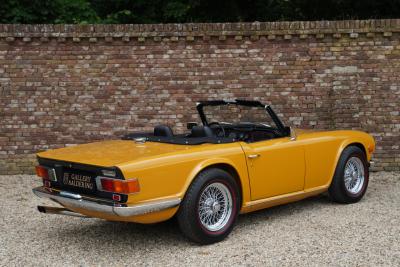 1971 Triumph TR6 Overdrive &ldquo;Saffron Yellow&rdquo; Triple Weber version