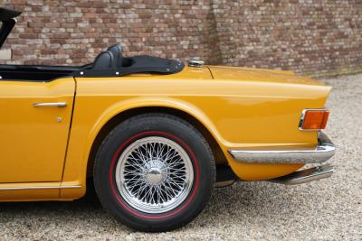 1971 Triumph TR6 Overdrive &ldquo;Saffron Yellow&rdquo; Triple Weber version